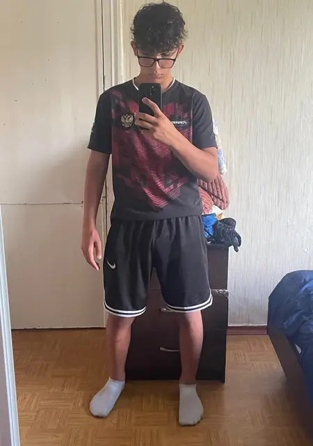 Я Даник, 24, знакомлюсь для вирта в Михайловске