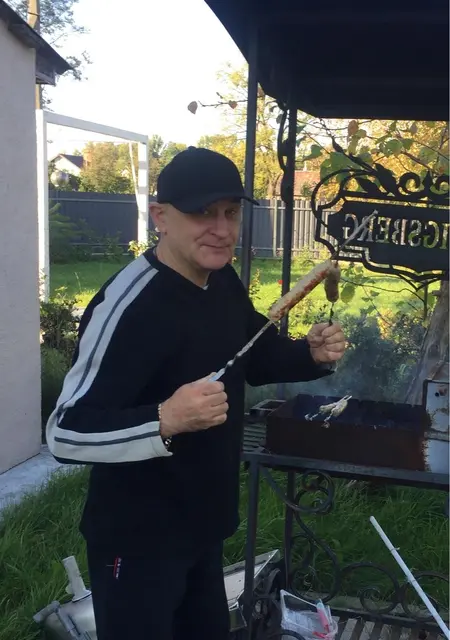 Эрик из Калининграда, ищу на сайте постоянные отношения