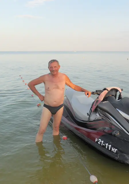 Павел из Ейска, мне 61, познакомлюсь на одну ночь