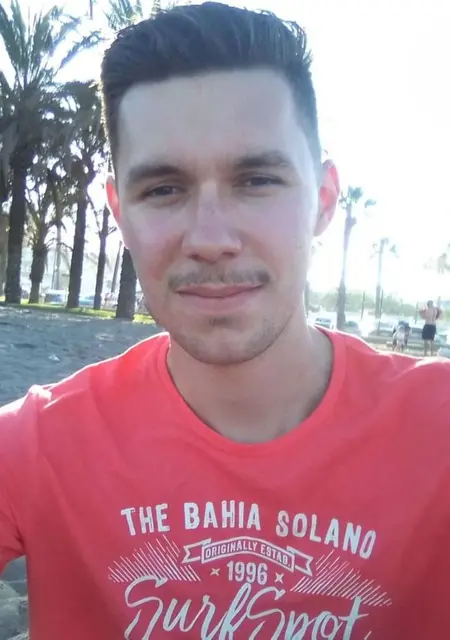 Soy Ben Seidel, 24 años de Madrid, busco conocer gente