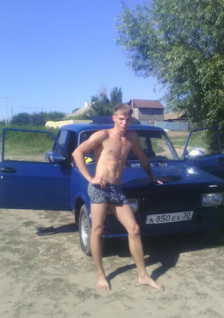 Владимир из Астрахани, ищу на сайте знакомства без обязательств