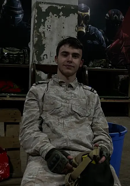 Майк из Махачкалы, мне 18, познакомлюсь для дружбы