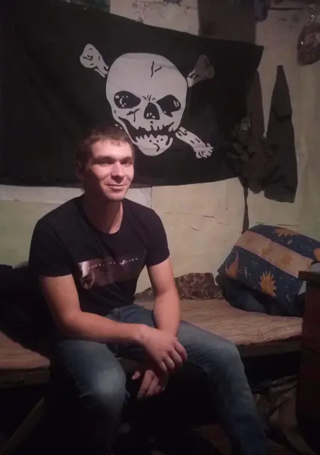 Я Вася, 29, знакомлюсь без обязательств в Нововолынске