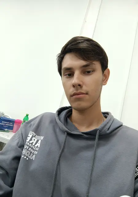 Я Марат, 20, из Ишимбая, ищу знакомство для дружбы