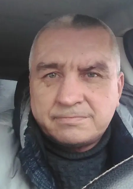 Эдуард из Великого Новгорода, мне 54, познакомлюсь на одну ночь