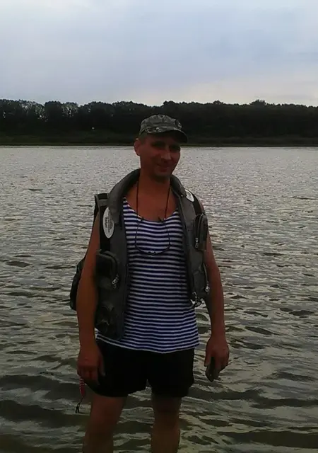 Саня из Владимира, мне 43, познакомлюсь на одну ночь