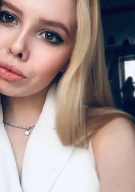 Я Диана, 28, из Владивостока, ищу знакомства без обязательств