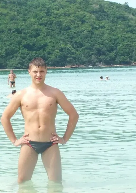 Я Dgoni, 40, из Ангарска, ищу знакомства без обязательств