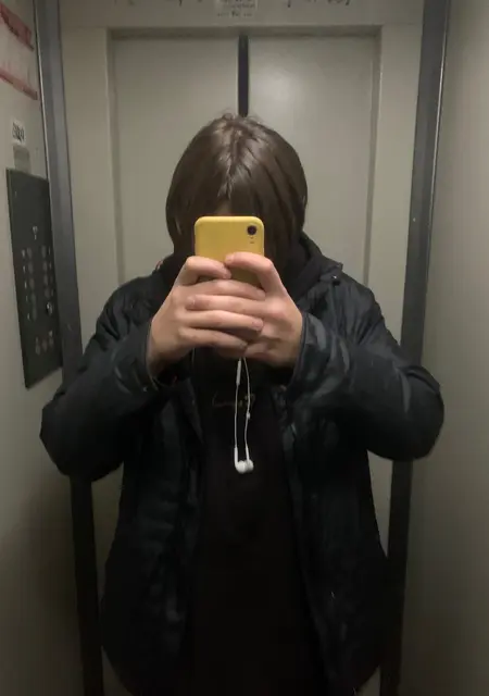 Даня из Курска, мне 20, познакомлюсь для приятного времяпровождения