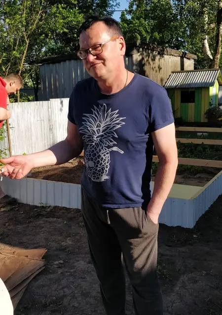 Андрей из Санкт-Петербурга, ищу на сайте приятное времяпровождение