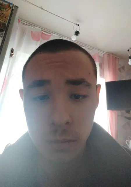 Руслан из Озерска, мне 21, познакомлюсь на одну ночь
