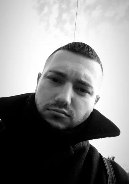 Я Дмитрий, 31, из Черкесска, ищу знакомства без обязательств