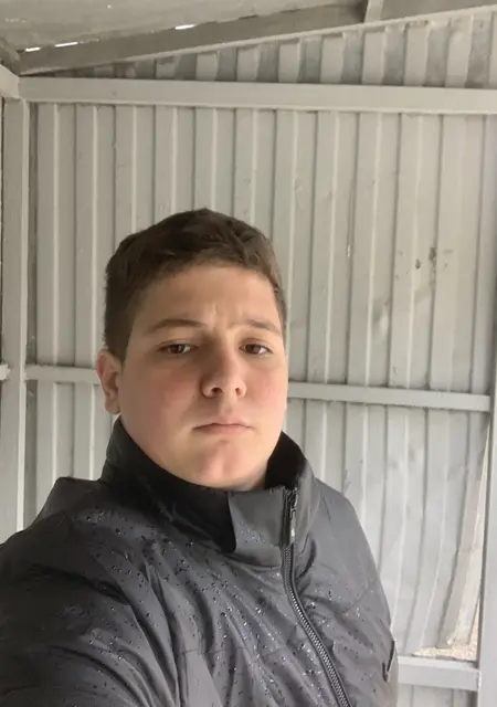 Я Эдуард, 24, знакомлюсь для общения в Туапсе