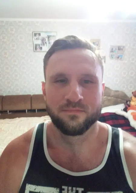 Алексей из Евпатории, ищу на сайте знакомства на одну ночь