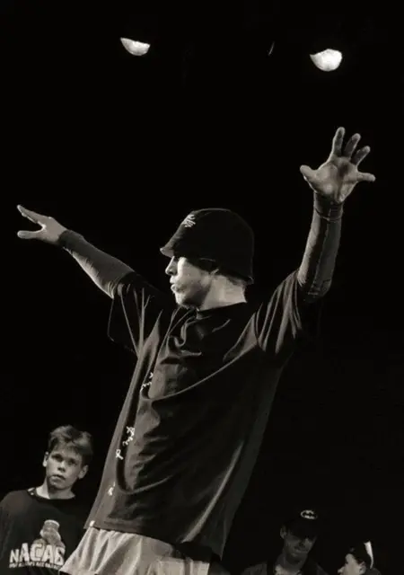 Я Данил, 21, из Кургана, ищу знакомство для общения