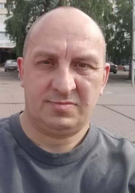 Я Сергей, 49, из Новосибирска, ищу знакомство для постоянных отношений