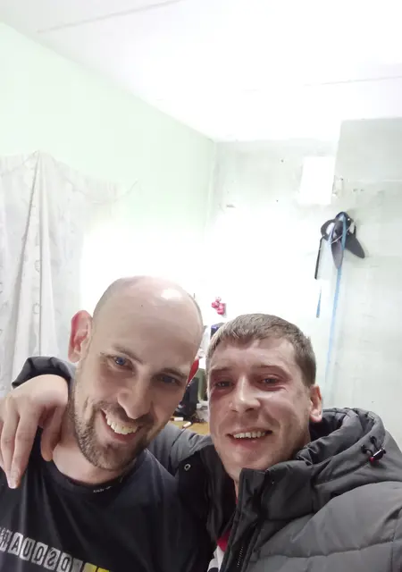 Кирилл из Глазова, ищу на сайте знакомства на одну ночь