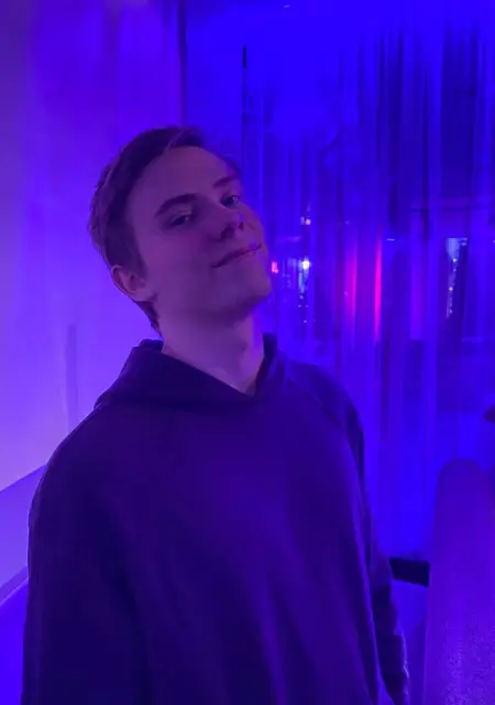 Я Дмитрий, 22, из Гаврилова-Яма, ищу знакомство для приятного времяпровождения