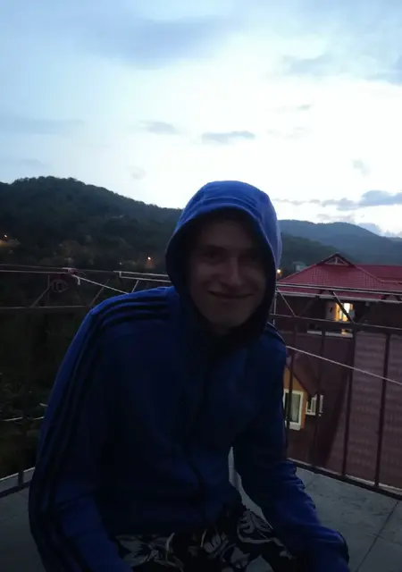 Я Семён, 23, из Асбеста, ищу знакомства без обязательств