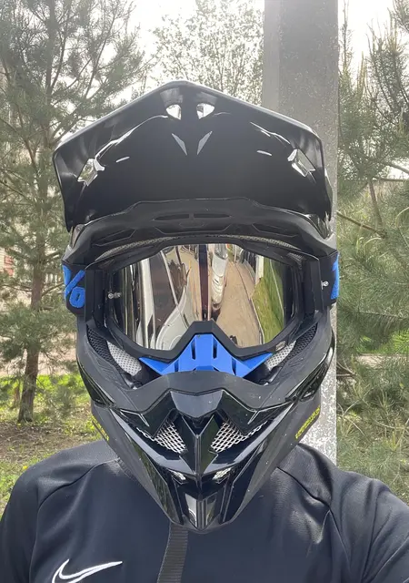 Никита из Балакова, мне 21, познакомлюсь для общения