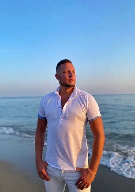 Я Дмитрий, 35, из Москвы, ищу знакомство для дружбы