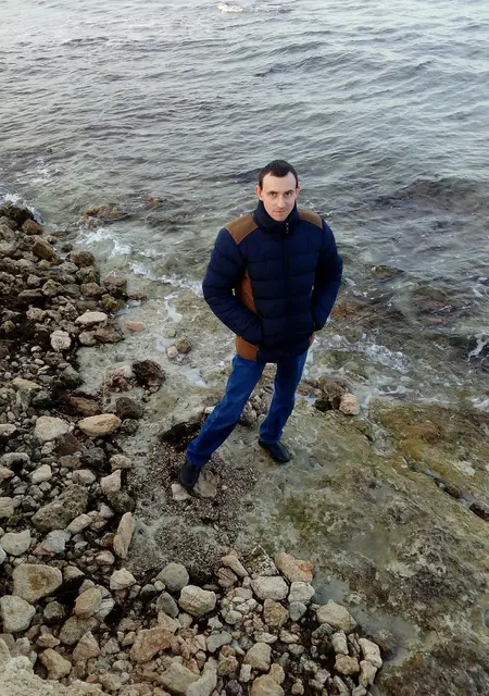 Я Максим, 40, из Севастополя, ищу знакомство для совместных путешествий