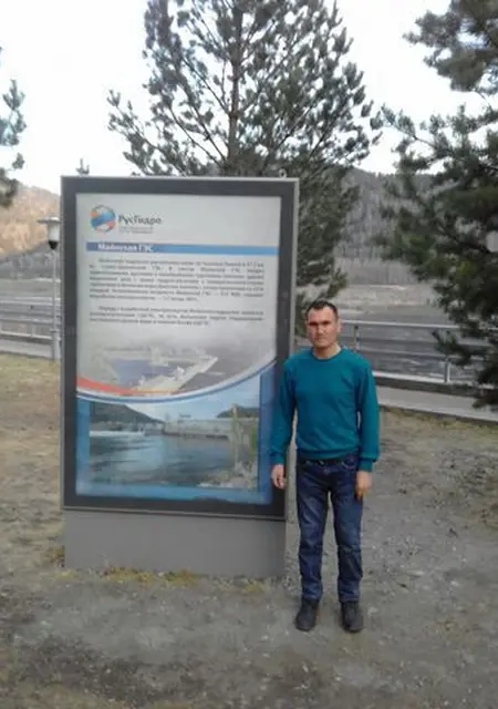 Vlad из Забайкальска, мне 42, познакомлюсь без обязательств