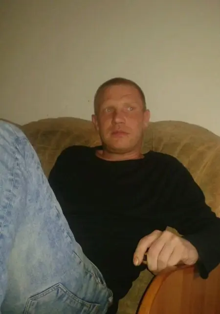 Денис из Рязани, ищу на сайте знакомства без обязательств