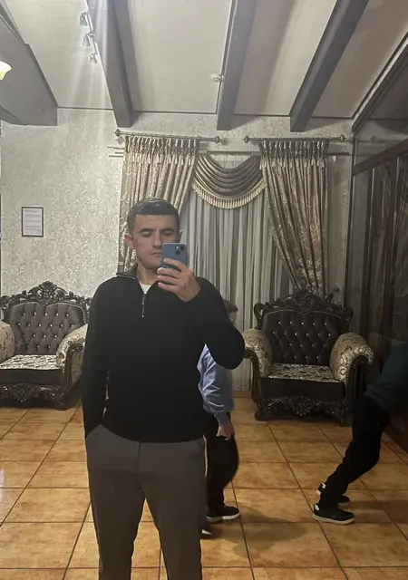 Мурад из Азова, мне 25, познакомлюсь для вирта