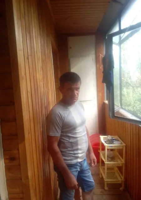 Владимир из Липецка, мне 43, познакомлюсь для приятного времяпровождения