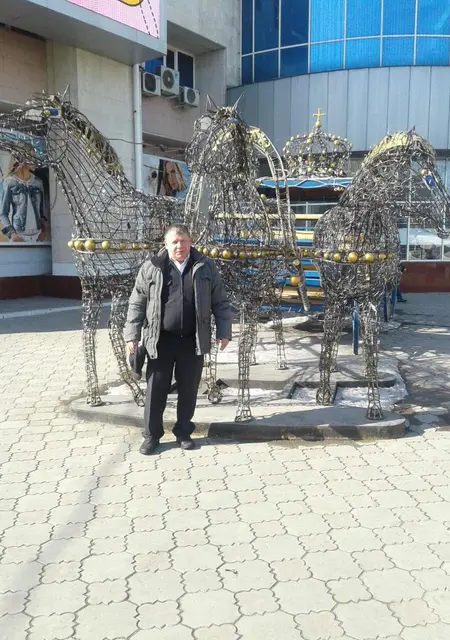 Я Олег, 60, из Белова, ищу знакомства без обязательств