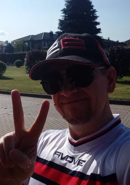 Я Клим, 75, из Москвы, ищу знакомство для дружбы