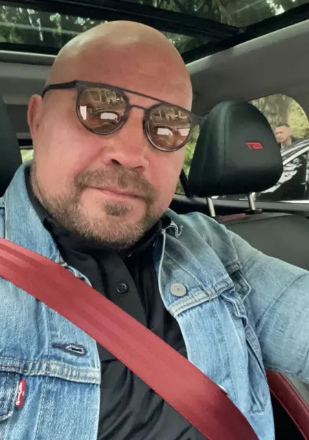 Андрей из Сочи, мне 46, познакомлюсь для дружбы