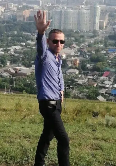 Я Сергей, 43, из Красноярска, ищу знакомство для открытые отношения