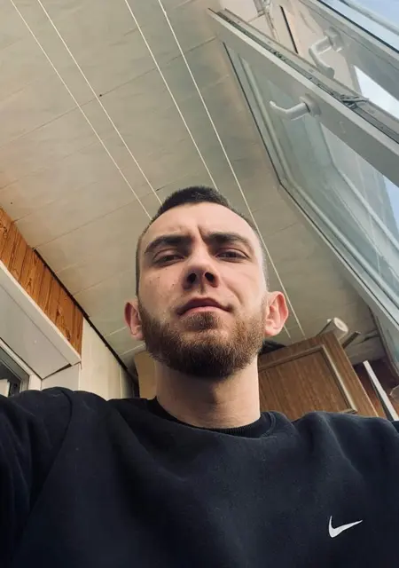 Иван из Коврова, ищу на сайте знакомства без обязательств