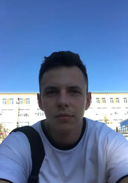 Денис из Новозыбкова, ищу на сайте знакомства на одну ночь