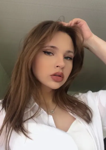 Я Алёна, 19, знакомлюсь на одну ночь в Иванове