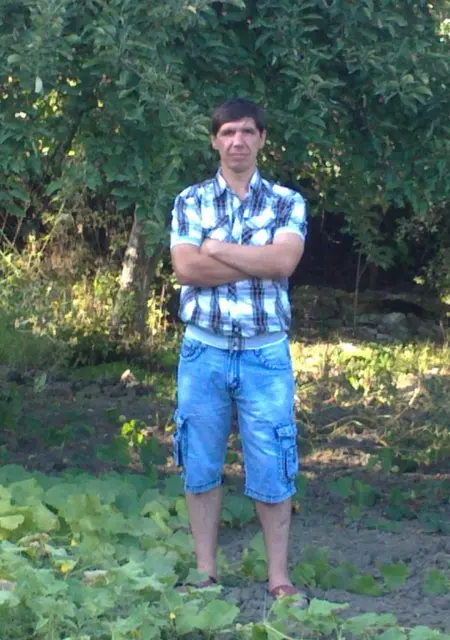 Алексей из Армавира, мне 46, познакомлюсь на одну ночь