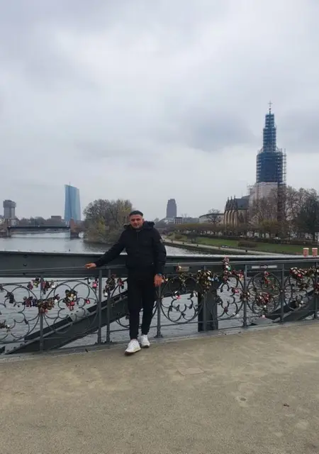 Я Karwan, 27, знакомлюсь в Берлине