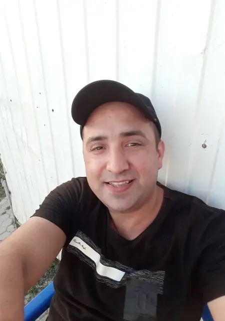 Я Игорь, 38, из Волгодонска, ищу знакомство для постоянных отношений