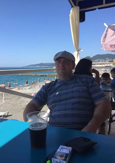 Роман из Сочи, ищу на сайте постоянные отношения