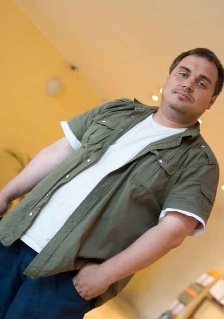 Я Денис, 40, знакомлюсь на одну ночь в Дмитрове