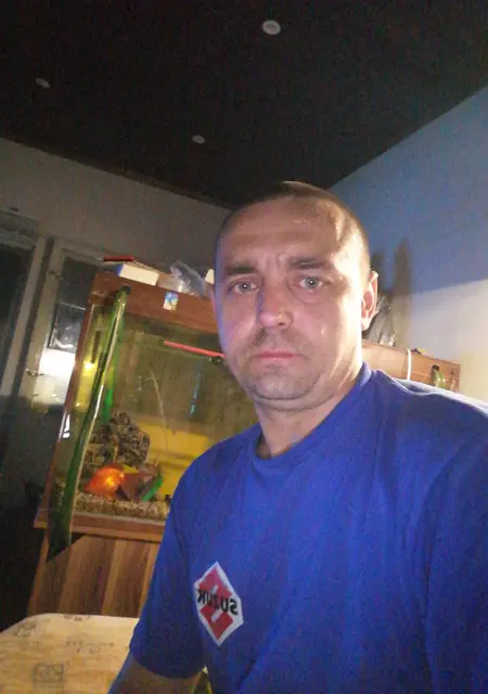 Я Дима, 41, знакомлюсь на одну ночь в Боровске