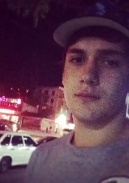 Я Артём, 36, из Белореченска, ищу знакомства на одну ночь