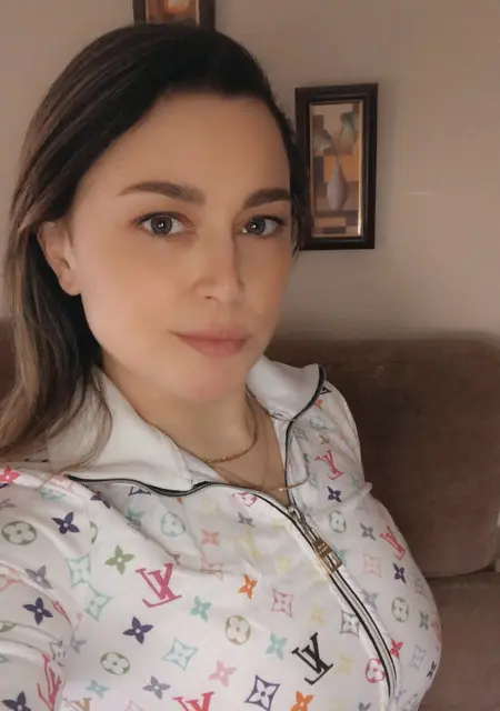 Я Лейла, 40, из Бурсы, ищу знакомство для приятного времяпровождения