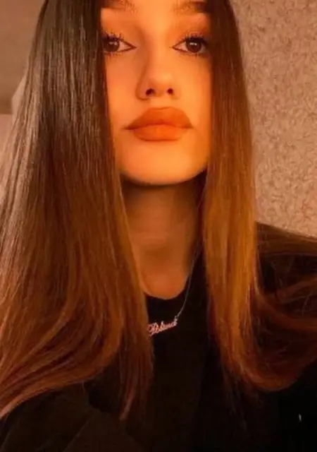 Ангелина из Тюмени, мне 23, познакомлюсь для приятного времяпровождения