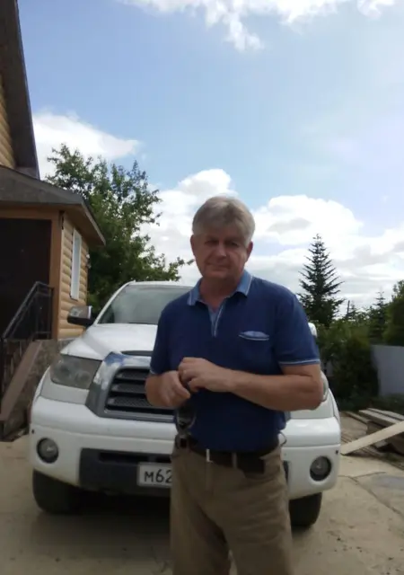 Я Виктор, 64, знакомлюсь без обязательств в Южно-Сахалинске