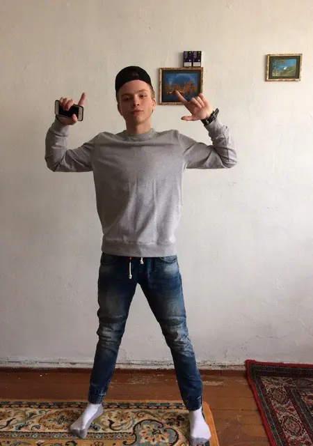 Я Rashid, 29, из Геленджика, ищу знакомства без обязательств