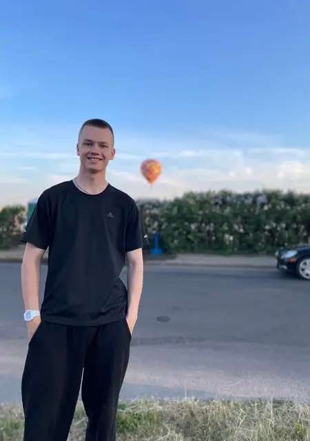 Я Даниил, 20, знакомлюсь для общения в Костроме