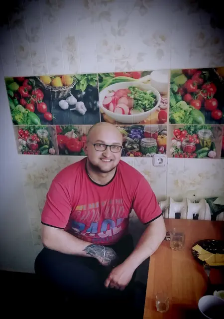 Алекс из Североморска, мне 31, познакомлюсь на одну ночь